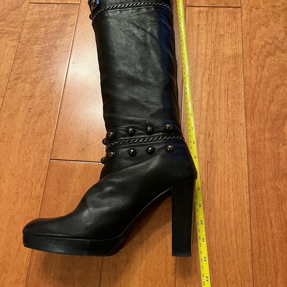 Stuart Weitzman embellished pull up boots - Picture 14 of 16